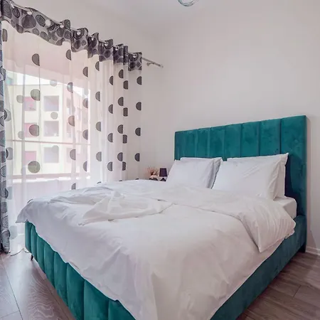 아파트 Amber's Cozy Place 티라나
