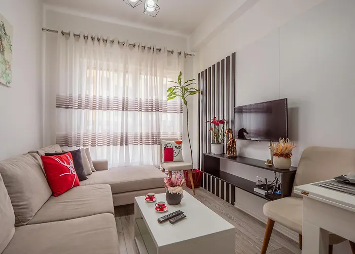 公寓 Amber's Cozy Place 地拉那