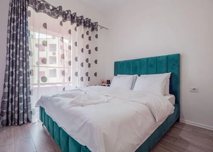 公寓 Amber's Cozy Place 地拉那